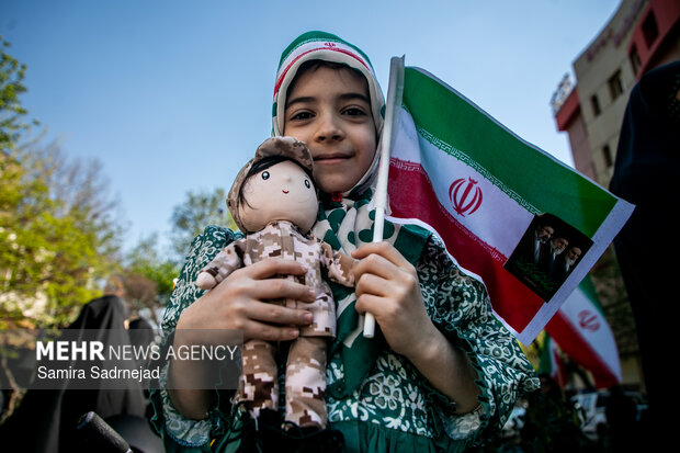 سربازان کالسکه سوار