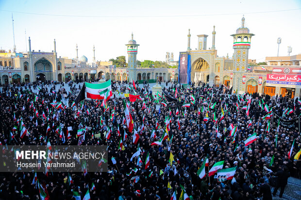 اربعین شهادت قائد امت در حرم حضرت معصومه(س)