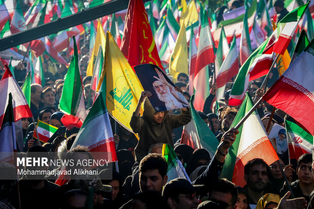 تهران در سوگ چهلمین روز شهادت رهبر شهید انقلاب اسلامی