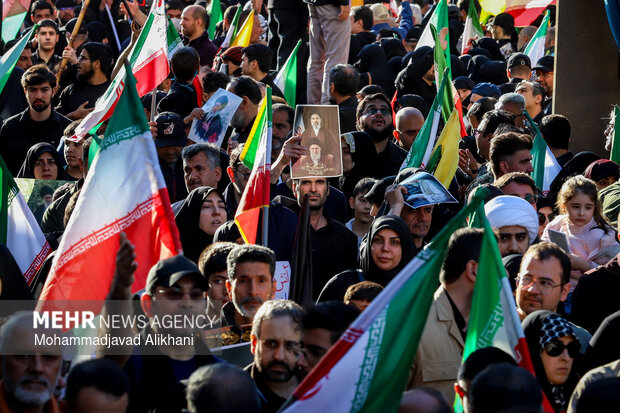 تهران در سوگ چهلمین روز شهادت رهبر شهید انقلاب اسلامی