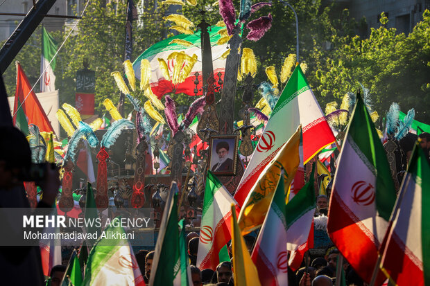 تهران در سوگ چهلمین روز شهادت رهبر شهید انقلاب اسلامی