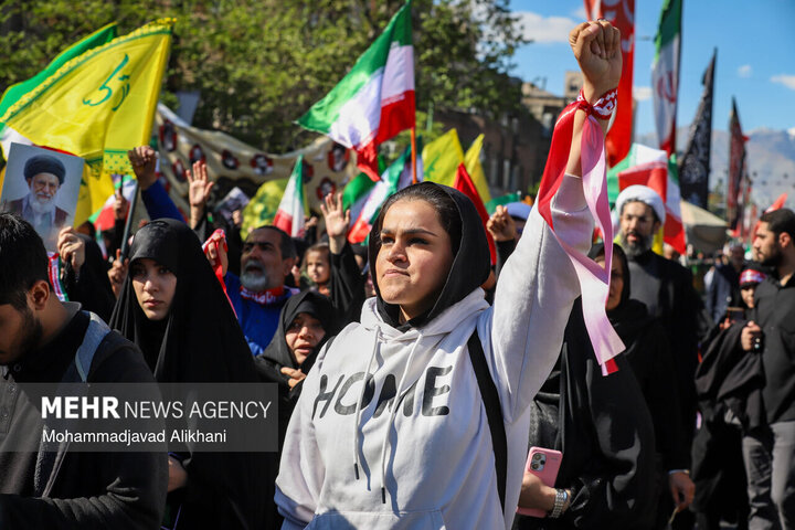 مراسم عزاداری چهلمین روز شهادت رهبر انقلاب در تهران