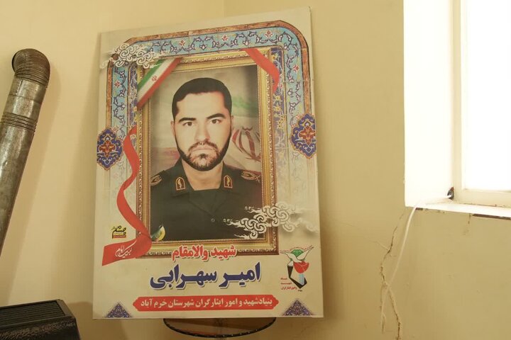 دیدار مسئولان سپاه لرستان با خانواده شهیدان «سهرابی» و «بهرامی»