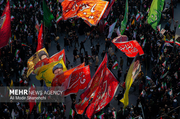 سوگواری اربعین رهبر شهید در مشهد