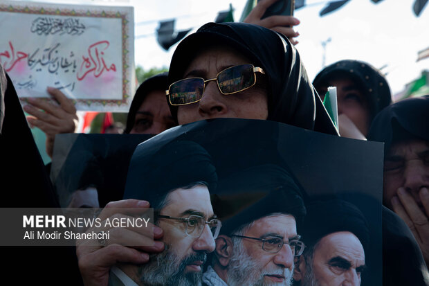 سوگواری اربعین رهبر شهید در مشهد