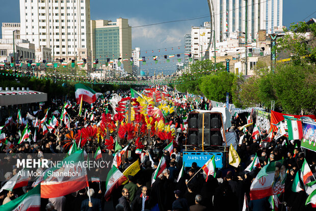 سوگواری اربعین رهبر شهید در مشهد