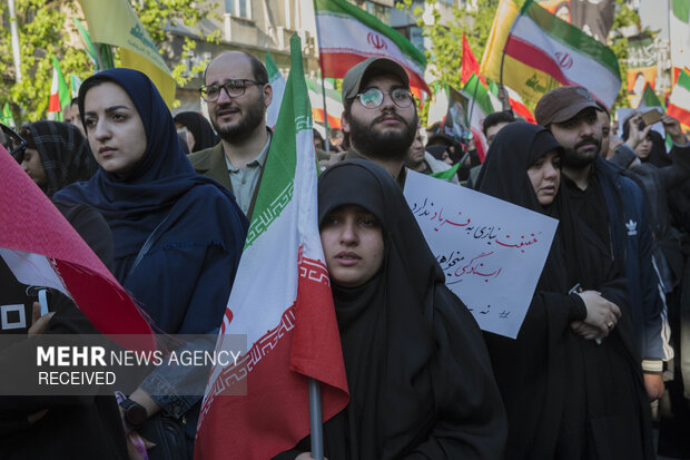 زیاتر لە 22 میلیۆن کەس ئامادەن گیان فیدای ئێران بکەن