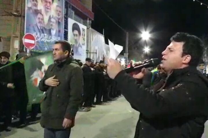 تجمع شبانه مردم شهرستان هریس در اربعین شهادت رهبر انقلاب