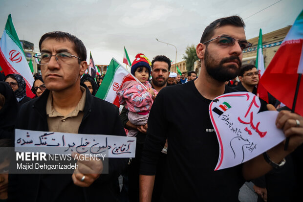 اجتماع و نخل برداری یزدی ها در اربعین شهادت قائد امت