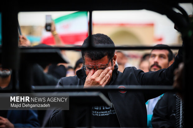 اجتماع و نخل برداری یزدی ها در اربعین شهادت قائد امت