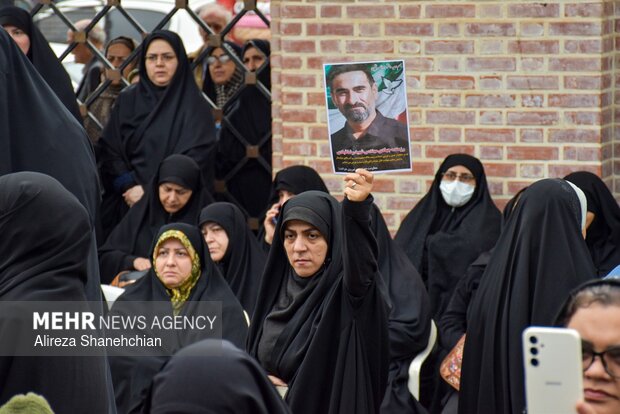 بیعت فرزندان میرزا با سومین امام انقلاب در رشت