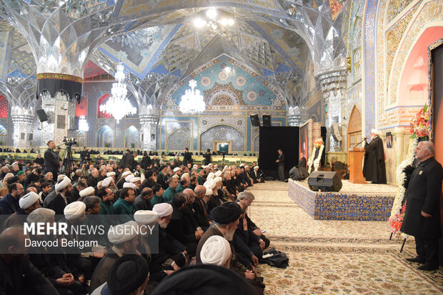 مراسم چهلمین روز شهادت امام شهید امت در حرم رضوی