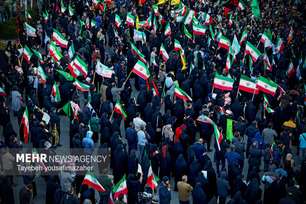 اجتماع به عشق وطن در همدان