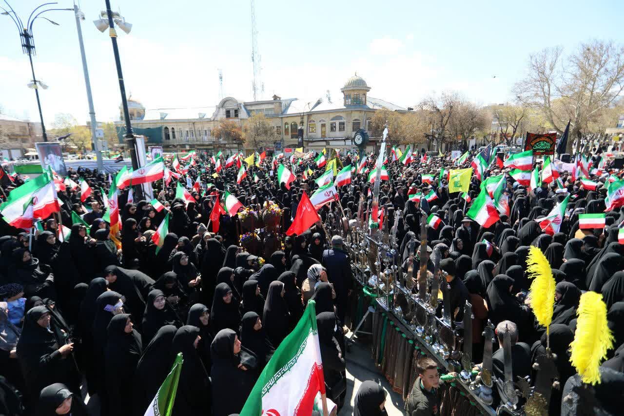 چهل روز دلتنگی؛ ملت هنوز در سوگ رهبر شهید