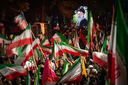 هنرمندان شاهرود در سوگ رهبر شهید؛ تعزیه‌ای علیه آمریکا و صهیونیسم