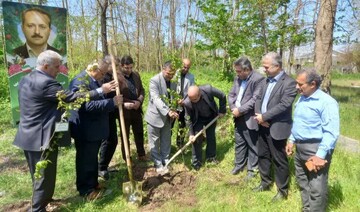 غرس ۵۱ اصله نهال به یاد دانشمند هسته‌ای شهید «محمد رضا صدیقی صابر»