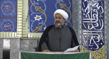 امام جمعه حاجی‌آباد: مردم تمام محاسبات دشمنان را بر هم زده‌اند