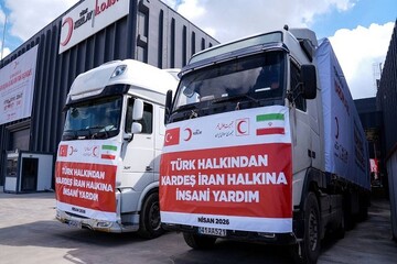 Türk Kızılay'dan İran’a yardım konvoyu yola çıktı