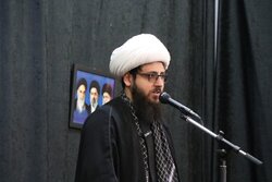 پیروزی نهایی نابودی کامل اسرائیل و خروج آمریکا از منطقه است