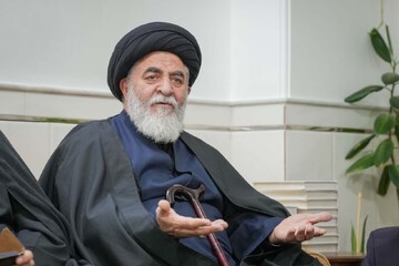 قائد شهید سیدالشهدای دوران غیبت کبری حضرت حجت(عج) هستند