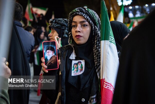 حضور حماسه آفرینان فتح المبین در شبهای اقتدار حضور حماسه آفرینان فتح المبین در شبهای اقتدار