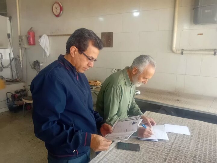 گشت تنظیم بازار جهاد بروجرد از ۱۰ واحد صنفی بازرسی کرد؛ثبت ۳ مورد تخلف