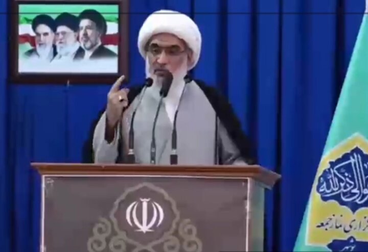 تاکید امام جمعه بوشهر بر لزوم دشمن‌شناسی