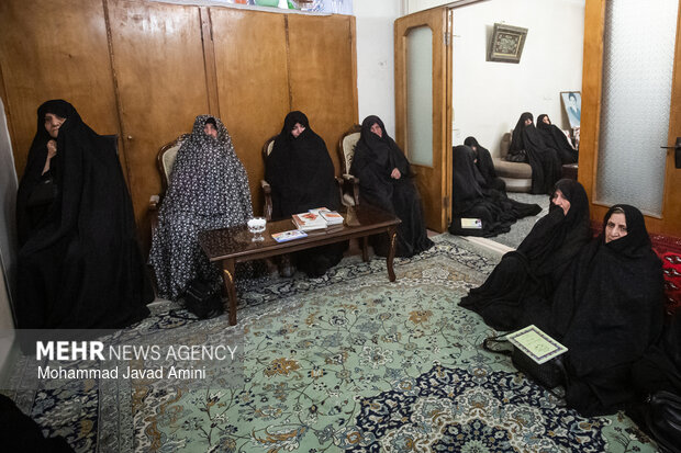 روضه خانگی عزای اربعین رهبر شهید انقلاب در قزوین