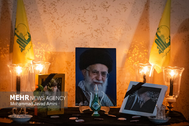 جشن تولدی برای رهبر شهید