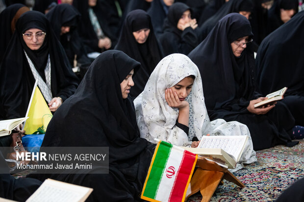 روضه خانگی عزای اربعین رهبر شهید انقلاب در قزوین