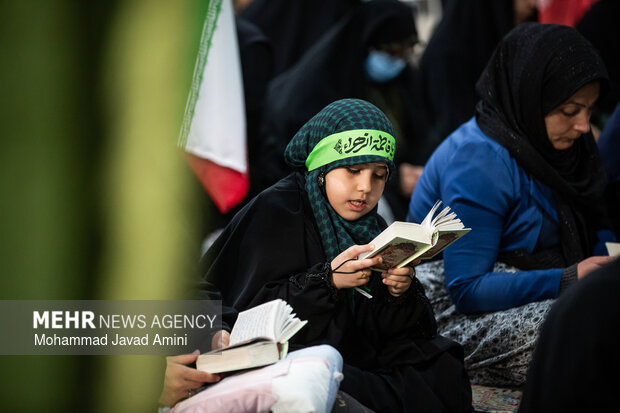 روضه خانگی عزای اربعین رهبر شهید انقلاب در قزوین