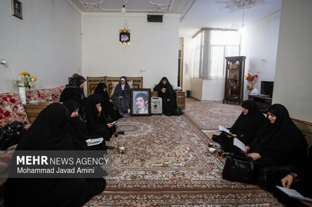 روضه خانگی عزای اربعین رهبر شهید انقلاب در قزوین