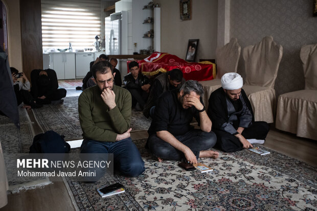 روضه خانگی عزای اربعین رهبر شهید انقلاب در قزوین