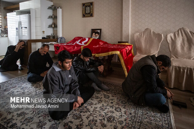 روضه خانگی عزای اربعین رهبر شهید انقلاب در قزوین