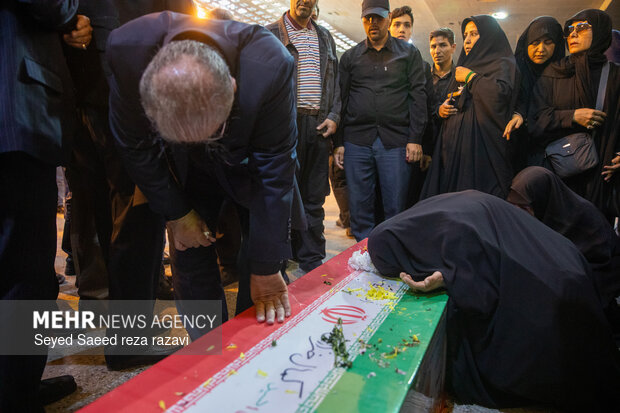 مراسم تشیع شهید دکتر سید کمال خرازی