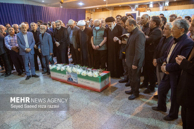 مراسم تشیع شهید دکتر سید کمال خرازی