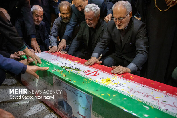 مراسم تشیع شهید دکتر سید کمال خرازی