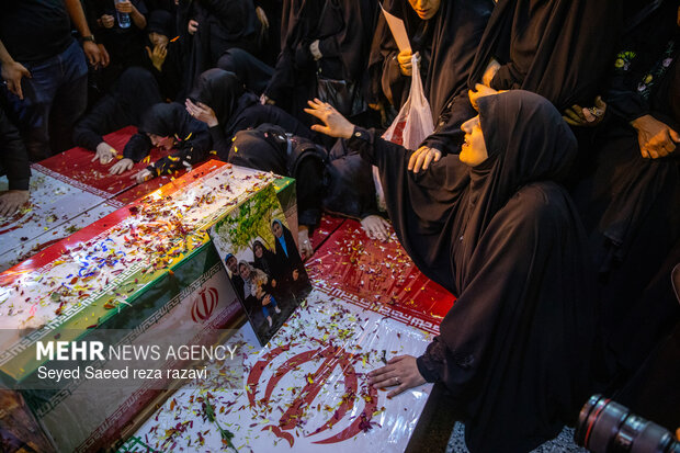 مراسم تشیع شهید دکتر سید کمال خرازی