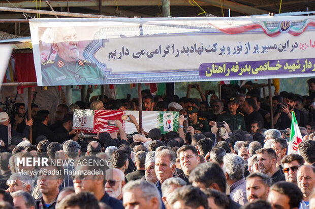 خاکسپاری شهید خادمی در فسا