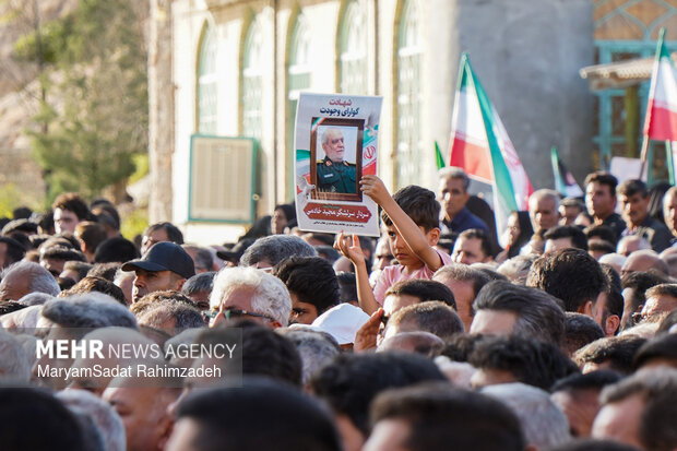خاکسپاری شهید خادمی در فسا
