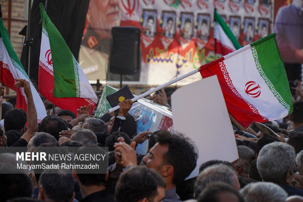خاکسپاری شهید خادمی در فسا