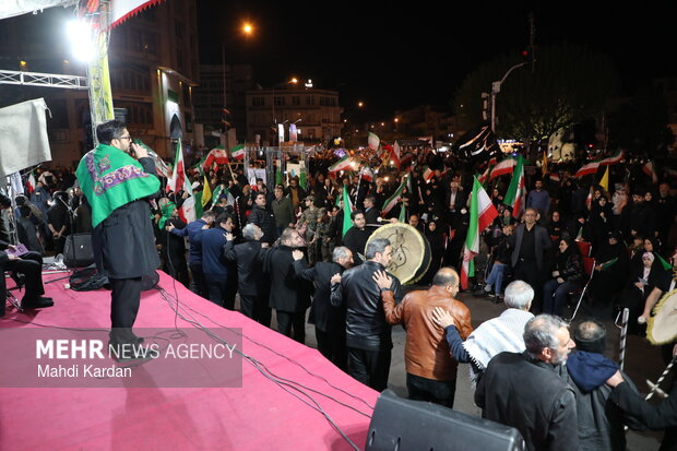 اجتماع حمایت از رزمندگان در مقابله با دشمن آمریکایی - صهیونیTehraners denounce US-Israel aggression on Iran

