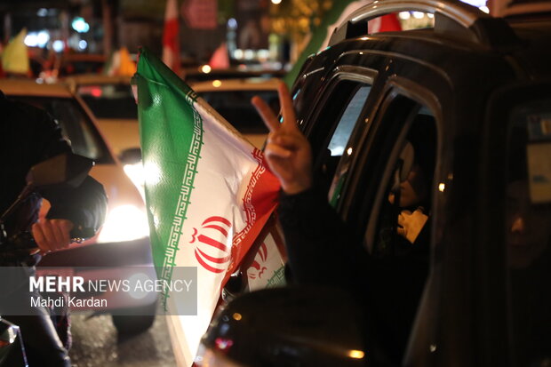 اجتماع حمایت از رزمندگان در مقابله با دشمن آمریکایی - صهیونی