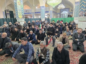 اخوان بهابادی: راه امام شهید، همچنان چراغ راه هدایت ملت ایران است