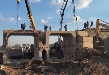 پل آسیب‌دیده راه آهن قم در کمتر از ۴۰ ساعت بازسازی شد