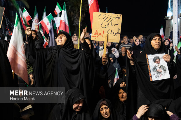 اجتماع مردم گرگان در عزای اربعین رهبر شهید انقلاب