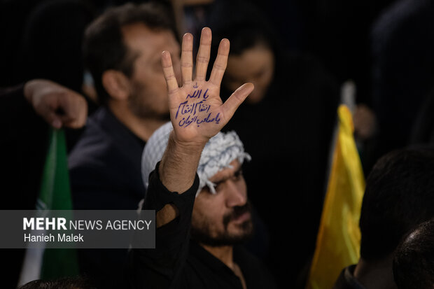 اجتماع مردم گرگان در عزای اربعین رهبر شهید انقلاب