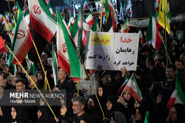 اجتماع مردم گرگان در عزای اربعین رهبر شهید انقلاب