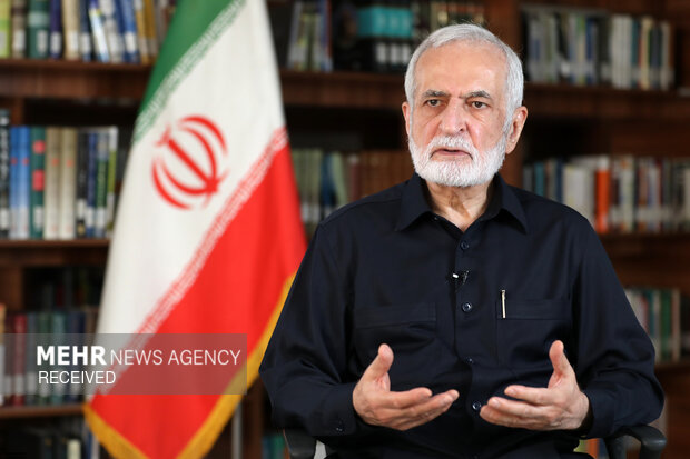 شهید دکتر کمال خرازی