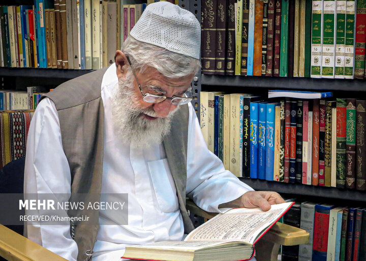 کتاب‌ها به دل محله‌ها می‌روند